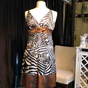 Cute sundress with side zipper